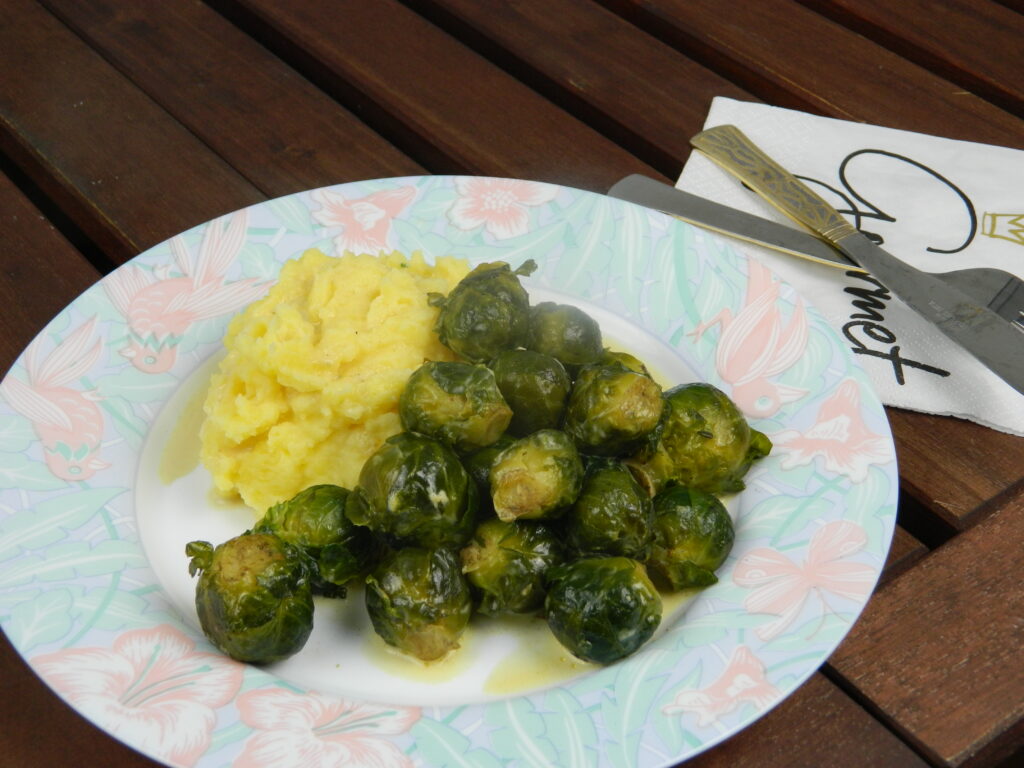Easy Creamy Brussels Sprouts