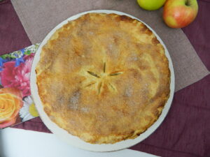 Juicy Apple Pie with Pecan Streusel