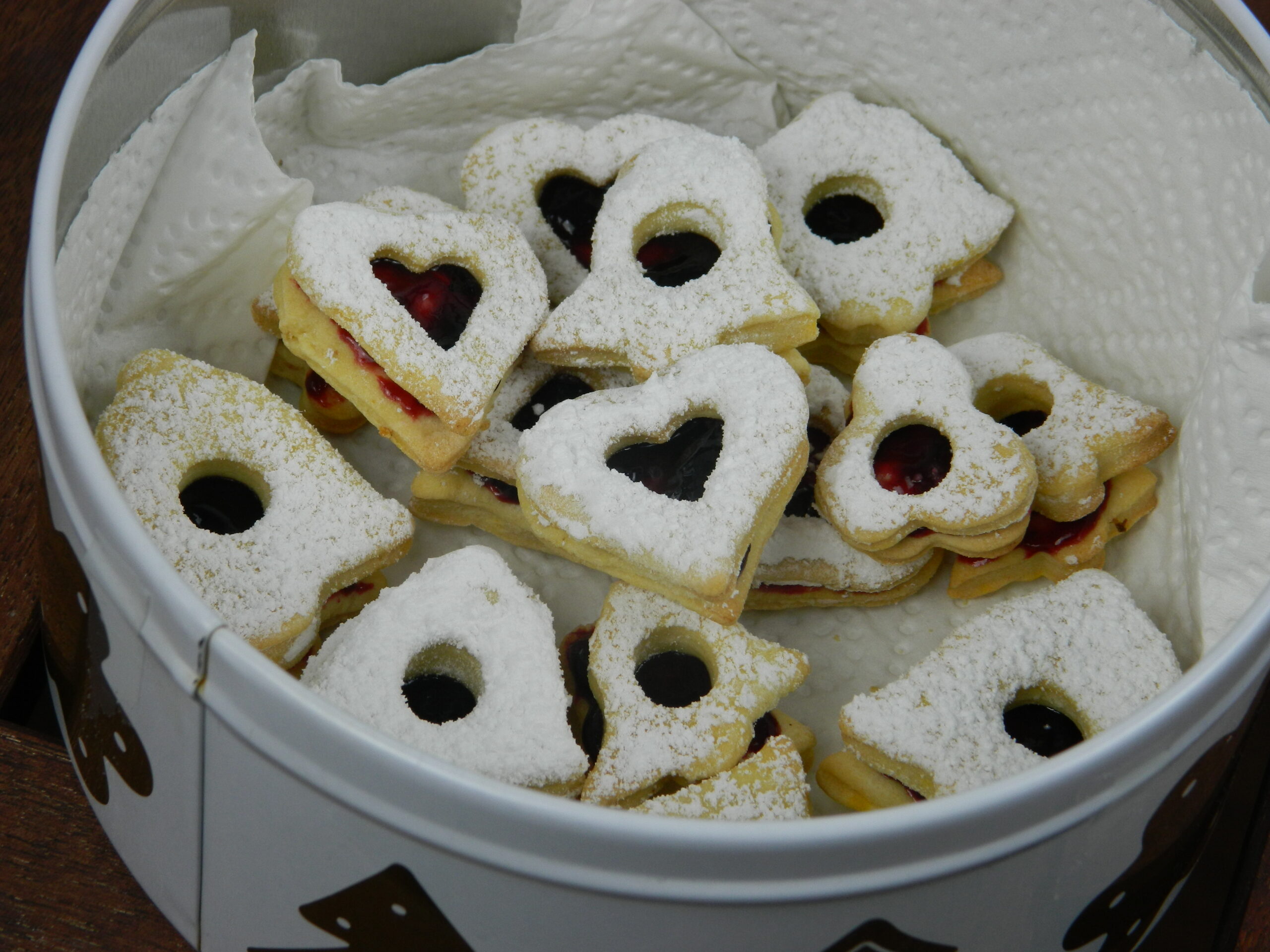 linzer cookies