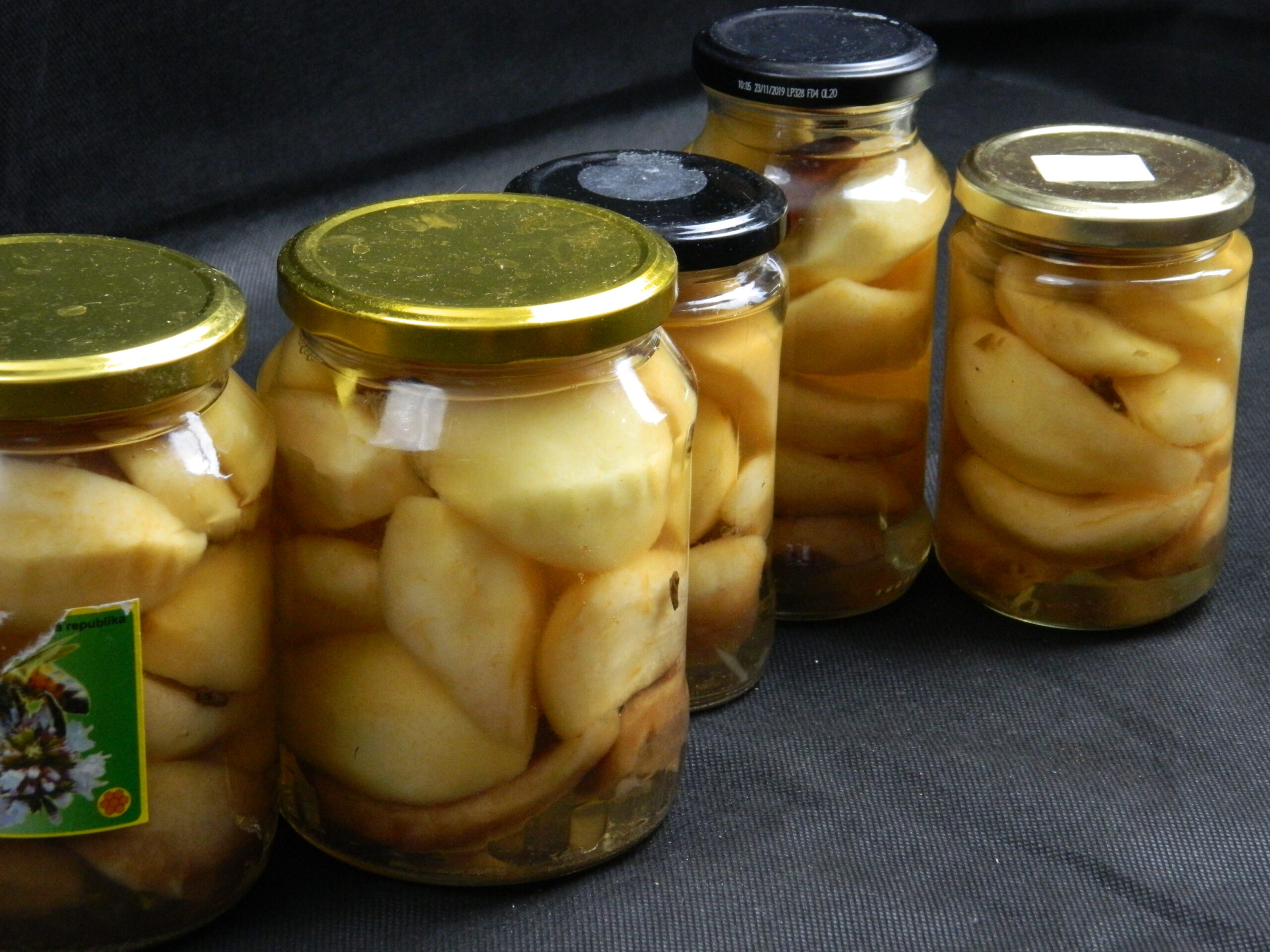 pear compote