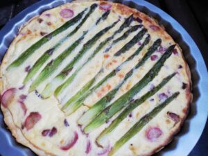Springish-Green-Asparagus-Quiche